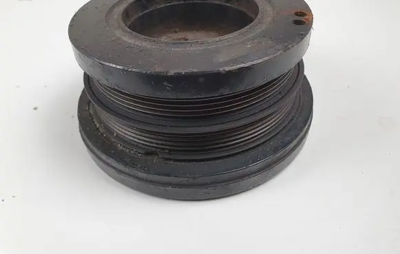 BMW 5 E39 Crankshaft pulley 2247890