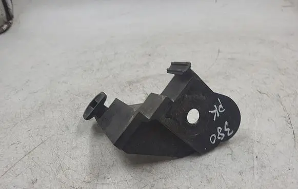 BMW 3 E46 Front bumper mounting bracket 7030619