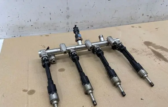 Mercedes-Benz A W177 Fuel main line pipe A2820703900 A2820701000