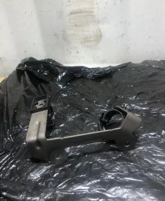 Volkswagen Golf V Other engine bay part 03C971502C