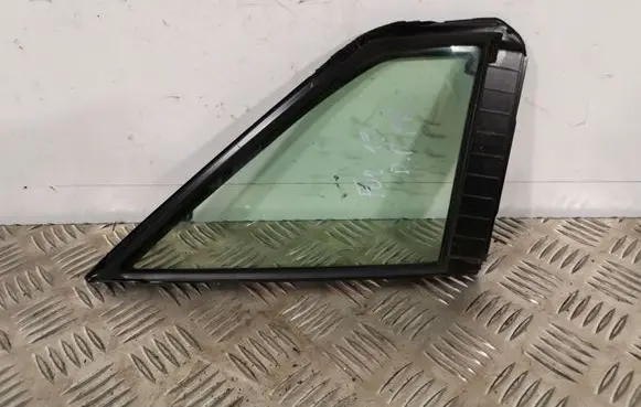 Subaru Forester SK Front door vent window glass four-door 61284SJ000