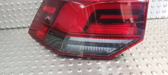 Volkswagen Golf VIII Rear/tail lights S27698738 5H0945095C