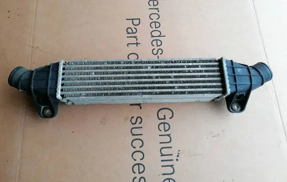 Ford Mondeo Mk III Intercooler radiator 1S7Q9L440 868963A
