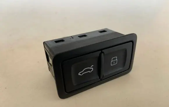 Tailgate opening switch