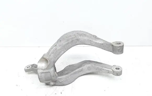 Volvo XC60 Lower shock absorber bracket 31681984