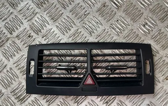 Mercedes-Benz B W245 Hazard light switch 1698207410 33450201 SAE0C03D0