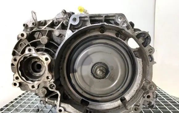 Volkswagen PASSAT B8 Manual 5 speed gearbox PZN