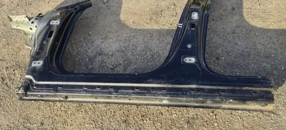 KIA EV6 Front sill (body part) 
