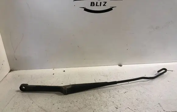 Volkswagen Transporter - Caravelle T4 Front wiper blade arm 701955409A