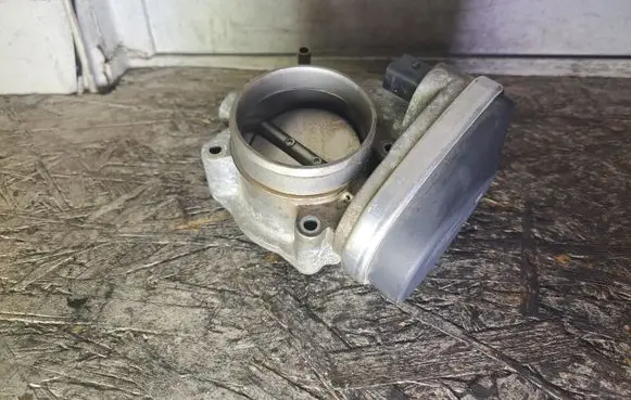 Chevrolet Epica Throttle valve 96417710 A2C53081161