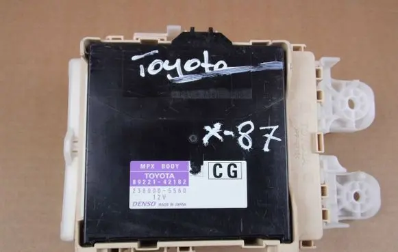 Toyota RAV 4 (XA40) Other control units/modules 8922142182