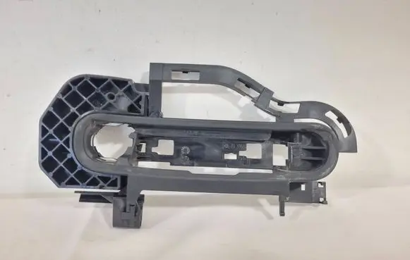 Audi A6 S6 C6 4F Front door exterior handle/bracket 4F0837885