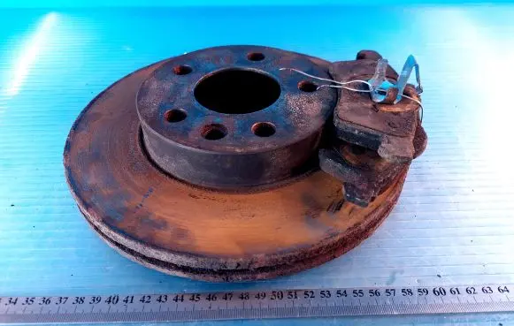 Volkswagen Transporter - Caravelle T4 Front brake disc
