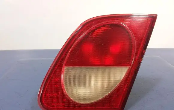Mercedes-Benz E W210 Rear/tail lights A2108201064