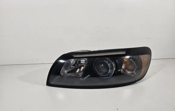 Volvo C30 Headlight/headlamp 17083266437443