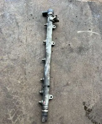 Mercedes-Benz E W211 Fuel main line pipe a6120700195