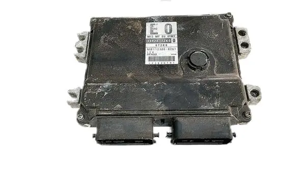 Suzuki Swift I Engine control unit/module 33920-72K0