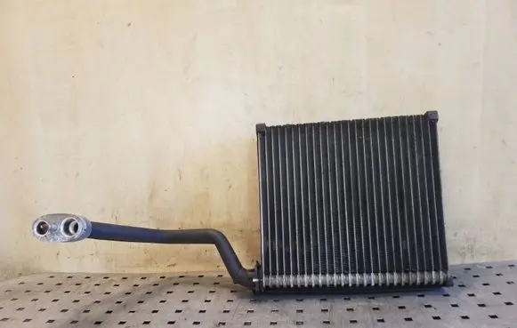 Air conditioning (A/C) radiator (interior)