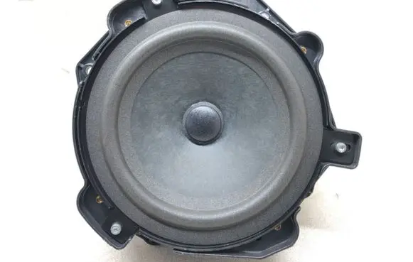 Maserati Quattroporte Front door speaker 670002106