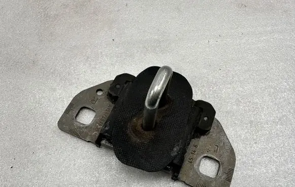 Mercedes-Benz GL X166 Loading door lock loop/hook striker A1667401800
