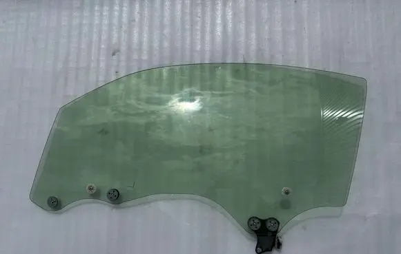 Toyota GT 86 Front door window glass four-door SU003G0020