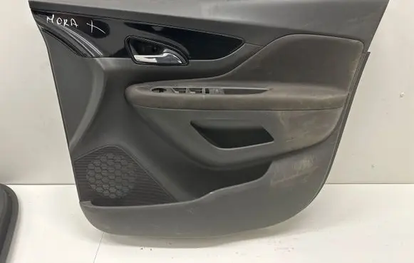 Opel Mokka X Front door card panel trim