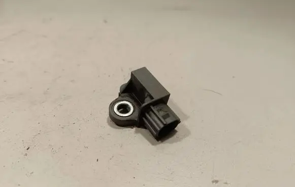 Nissan X-Trail T32 Airbag deployment crash/impact sensor 985813RA0A