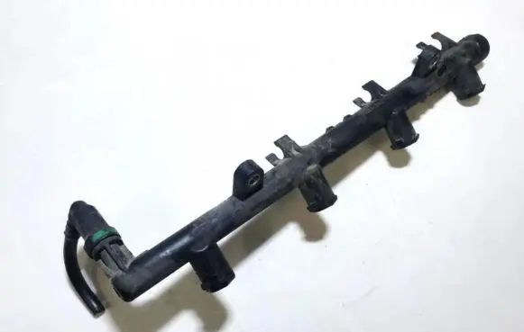 Fuel main line pipe