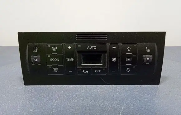 Audi A3 S3 8L Climate control unit 8L0820043J