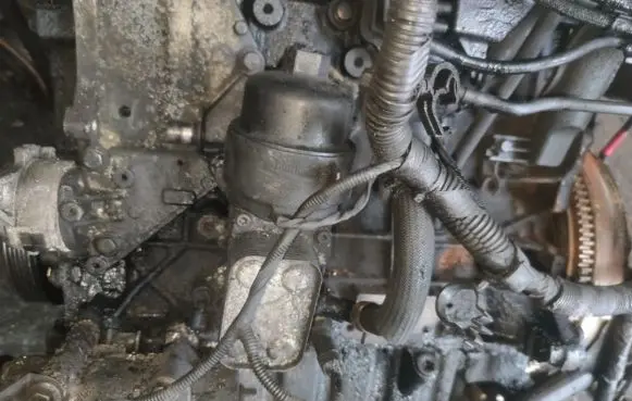Ford Galaxy Oil filter cover 