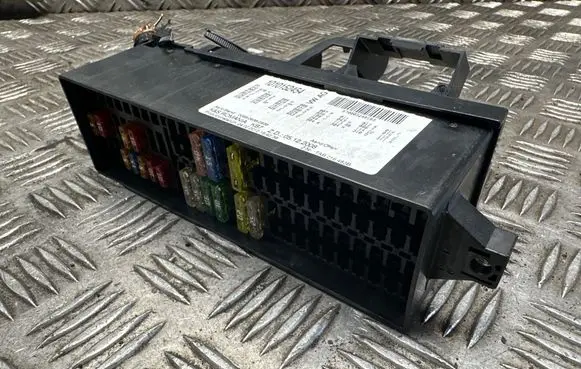 Volkswagen Tiguan Fuse module 5n2970 1010152454 TAB016483B