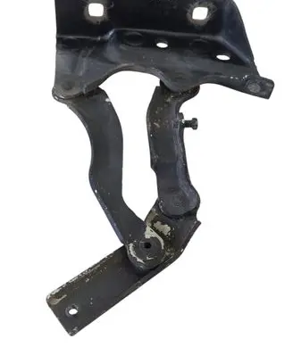 Engine bonnet/hood hinges