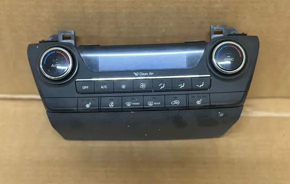 Hyundai Tucson TL Climate control unit 97250D7270TRY LFY7643