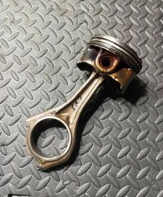 BMW X5M E70 Connecting rod/conrod 11247843237 11257598207 7598207
