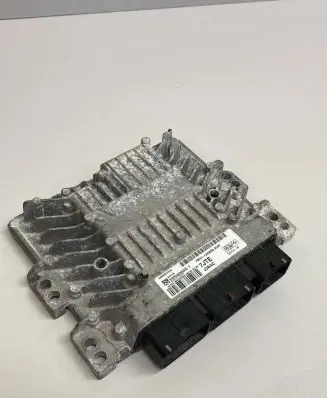 Ford Focus C-MAX Engine control unit/module 7M5112A650AUE 5WS40582ET