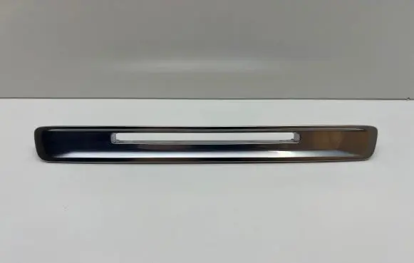 Volvo XC60 Radio/GPS head unit trim 30755619