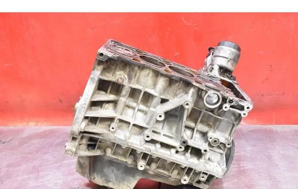 BMW 3 E46 Engine block 7516330