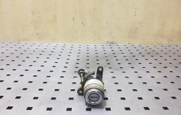 Audi 80 90 S2 B4 Tailgate exterior lock 893862055