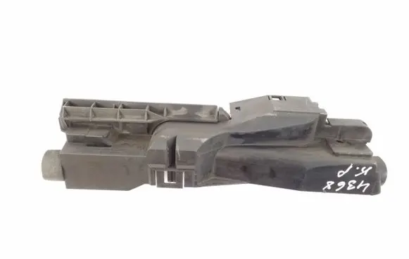 BMW X3 E83 Radiator mount bracket 7530252