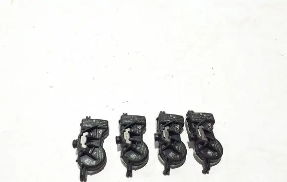 Nissan Qashqai Tire pressure sensor 407004CB0B