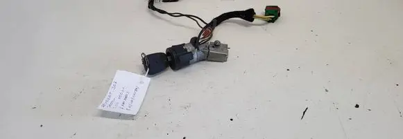 Peugeot 307 Ignition lock 9648445180