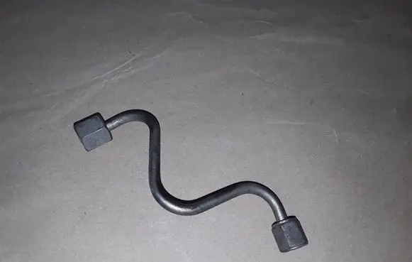 Opel Insignia A Fuel injector supply line/pipe 55573470