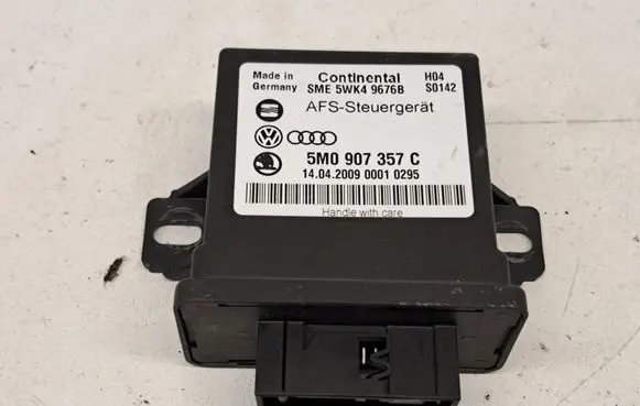 Volkswagen PASSAT B6 Light module LCM 5M0907357C