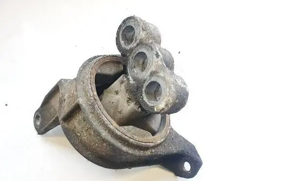 Opel Corsa D Engine mount bracket 90575772YL