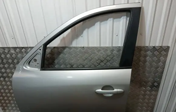 Hyundai Santa Fe Front door