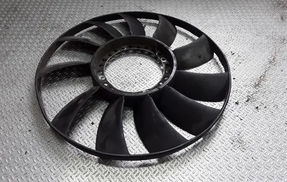 Audi A4 S4 B6 8E 8H Fan impeller 058121301B