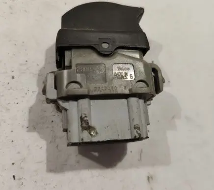 Renault Scenic II - Grand scenic II Electric window control switch 220509C