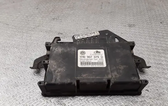 Volkswagen Golf III ABS control unit/module 1H0907379D