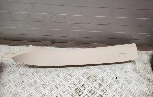 BMW X5 F15 (A) pillar trim 7284709