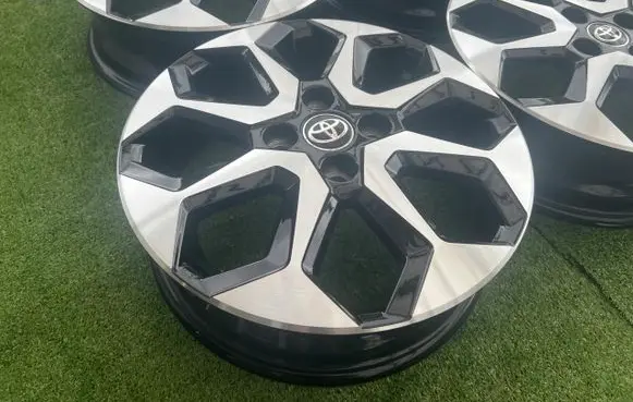 Toyota Aygo AB40 R15 alloy rim 